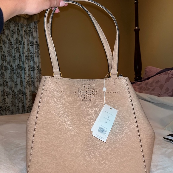 NEW Tory Burch McGraw Carry All - Picture 1 of 6